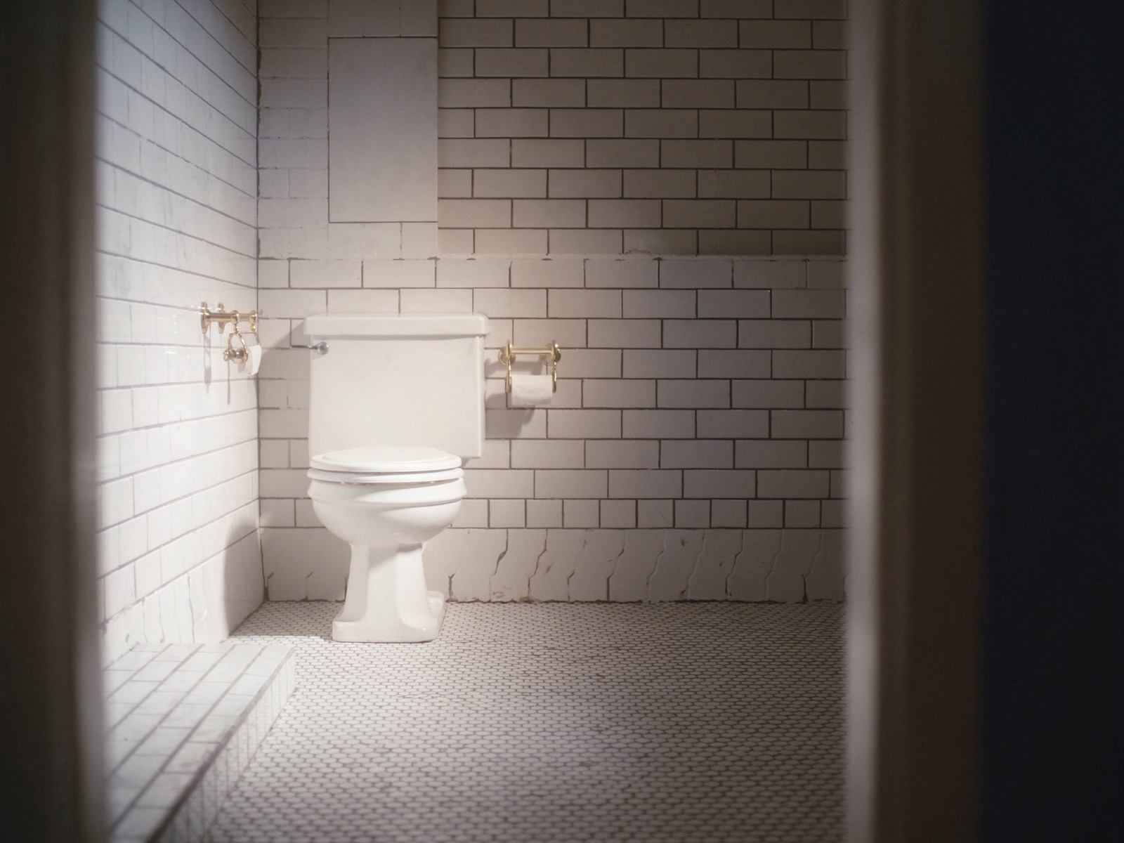 Heritage style bathroom with penny-round mosaic floor